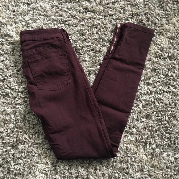 Vince 24 Burgundy Dark Raisin Zipper Jeans 24 - Picture 1 of 7
